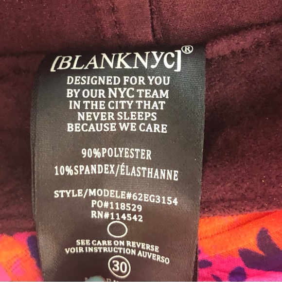 NEW Blank NYC Faux Suede Mini Flare Pocket Pants in Bordeaux - Size 30 - Picture 8 of 9